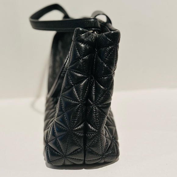 Vintage Kate Spade Quilted Black Leather w/Turn Lock Closure Shoulder Bag - Picture 5 of 12